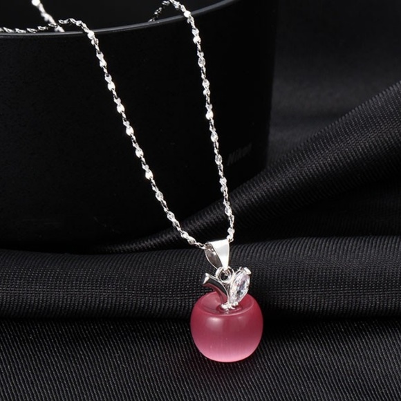 ❤️4 for $20 Sale❤️❤️❤️Cute Pink apple necklace - Picture 4 of 4